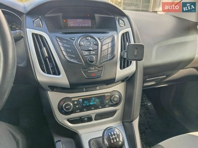 Сірий Форд Фокус, об'ємом двигуна 1.6 л та пробігом 98 тис. км за 7200 $, фото 9 на Automoto.ua