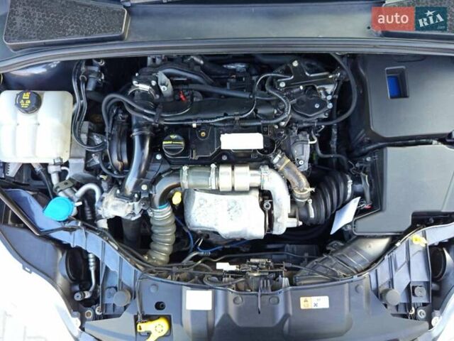 Серый Форд Фокус, объемом двигателя 1.56 л и пробегом 240 тыс. км за 7500 $, фото 35 на Automoto.ua