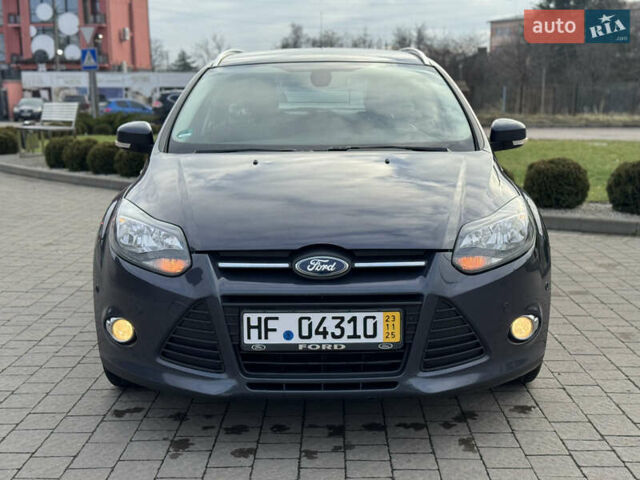 Серый Форд Фокус, объемом двигателя 1.6 л и пробегом 190 тыс. км за 8700 $, фото 12 на Automoto.ua