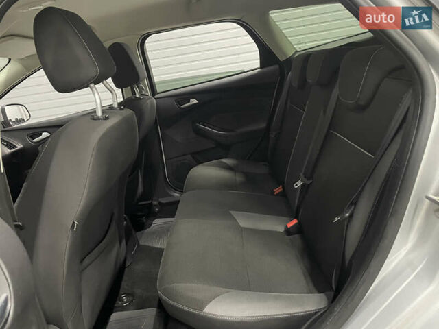 Серый Форд Фокус, объемом двигателя 1.6 л и пробегом 232 тыс. км за 7850 $, фото 30 на Automoto.ua