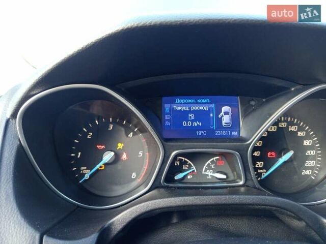 Серый Форд Фокус, объемом двигателя 1.56 л и пробегом 240 тыс. км за 7500 $, фото 67 на Automoto.ua