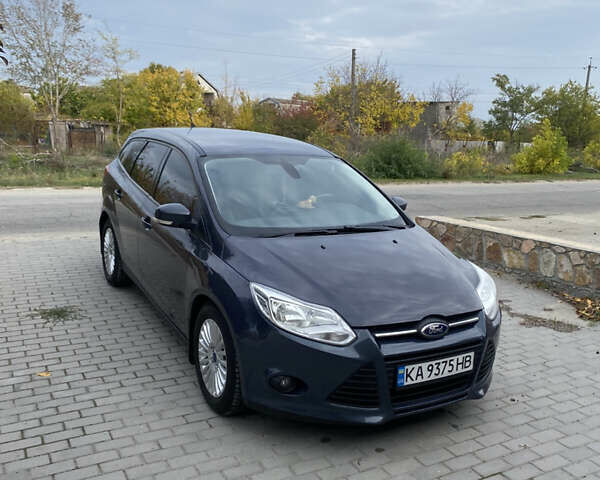 Форд Фокус 2012 в Запорожье на Automoto.ua Серый Форд Фокус, объемом двигателя 1.56 л и пробегом 292 тыс. км за 7550 $, фото 2 на Automoto.ua