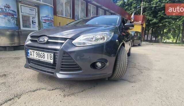 Сірий Форд Фокус, об'ємом двигуна 2 л та пробігом 275 тис. км за 8199 $, фото 3 на Automoto.ua
