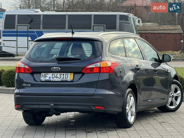 Серый Форд Фокус, объемом двигателя 1.6 л и пробегом 190 тыс. км за 8700 $, фото 4 на Automoto.ua