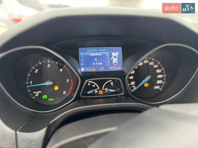 Серый Форд Фокус, объемом двигателя 2 л и пробегом 180 тыс. км за 8950 $, фото 27 на Automoto.ua