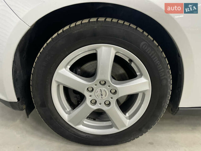 Серый Форд Фокус, объемом двигателя 1.6 л и пробегом 232 тыс. км за 7850 $, фото 24 на Automoto.ua