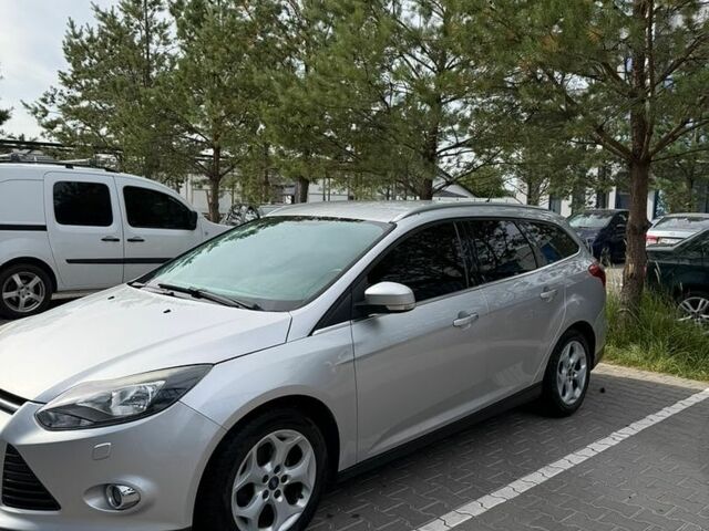 Сірий Форд Фокус, об'ємом двигуна 1 л та пробігом 175 тис. км за 7700 $, фото 8 на Automoto.ua