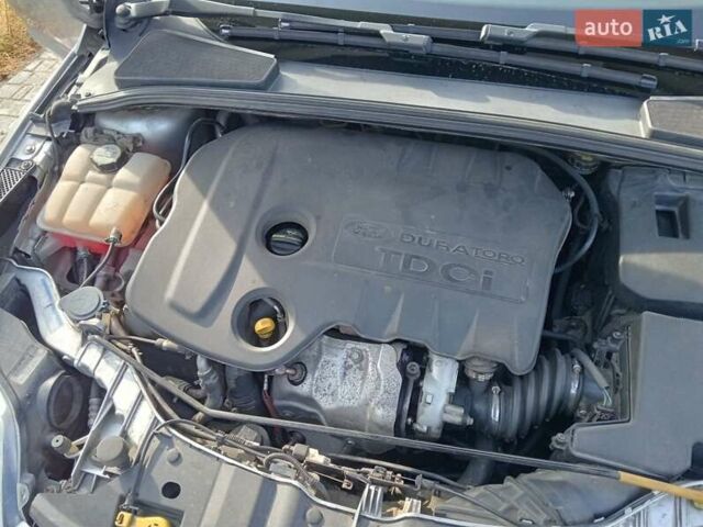 Серый Форд Фокус, объемом двигателя 1.56 л и пробегом 280 тыс. км за 6700 $, фото 16 на Automoto.ua