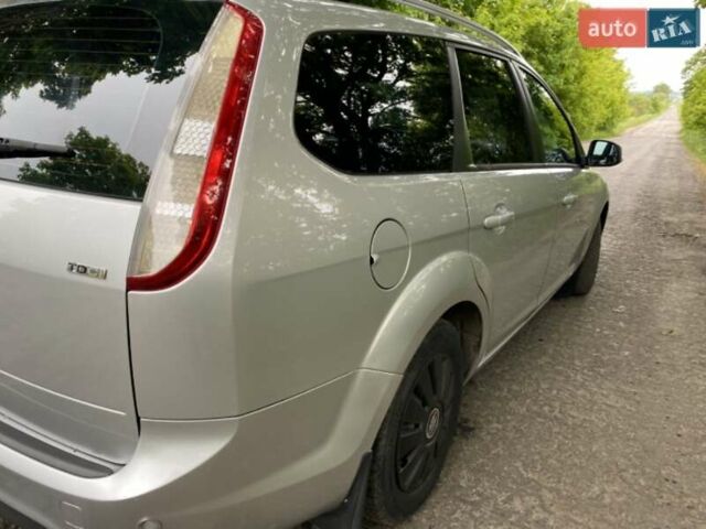 Сірий Форд Фокус, об'ємом двигуна 1.6 л та пробігом 220 тис. км за 6800 $, фото 21 на Automoto.ua