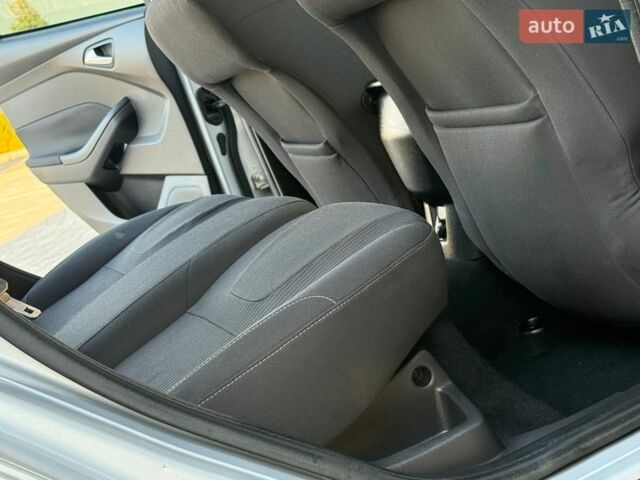 Серый Форд Фокус, объемом двигателя 0 л и пробегом 201 тыс. км за 7650 $, фото 57 на Automoto.ua