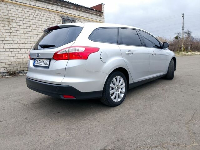 Сірий Форд Фокус, об'ємом двигуна 1.6 л та пробігом 233 тис. км за 6900 $, фото 4 на Automoto.ua