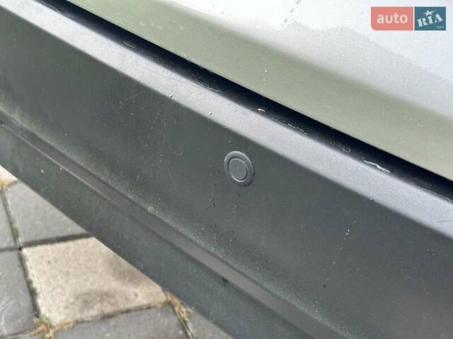 Серый Форд Фокус, объемом двигателя 1.6 л и пробегом 194 тыс. км за 8250 $, фото 10 на Automoto.ua