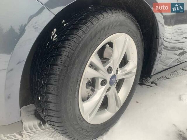 Серый Форд Фокус, объемом двигателя 1.6 л и пробегом 243 тыс. км за 7700 $, фото 45 на Automoto.ua