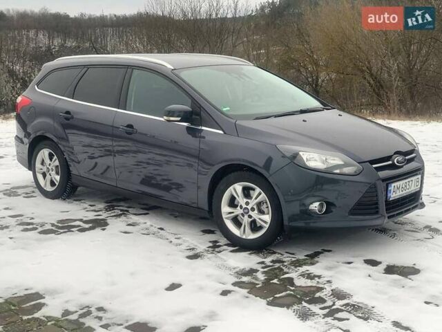 Серый Форд Фокус, объемом двигателя 1.6 л и пробегом 243 тыс. км за 7700 $, фото 4 на Automoto.ua