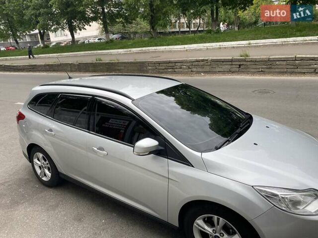 Сірий Форд Фокус, об'ємом двигуна 1.56 л та пробігом 267 тис. км за 6300 $, фото 1 на Automoto.ua