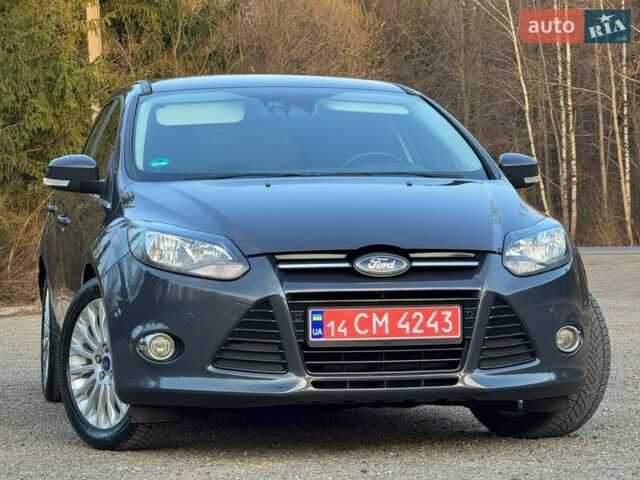 Серый Форд Фокус, объемом двигателя 1.6 л и пробегом 246 тыс. км за 8300 $, фото 9 на Automoto.ua