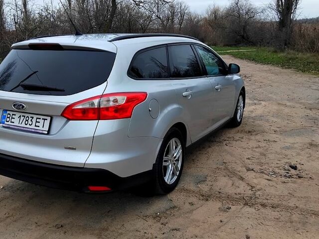 Серый Форд Фокус, объемом двигателя 1.6 л и пробегом 273 тыс. км за 7300 $, фото 7 на Automoto.ua