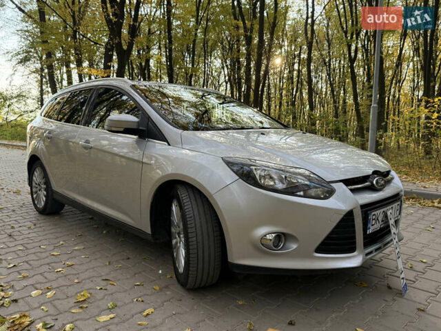 Серый Форд Фокус, объемом двигателя 2 л и пробегом 265 тыс. км за 6900 $, фото 9 на Automoto.ua