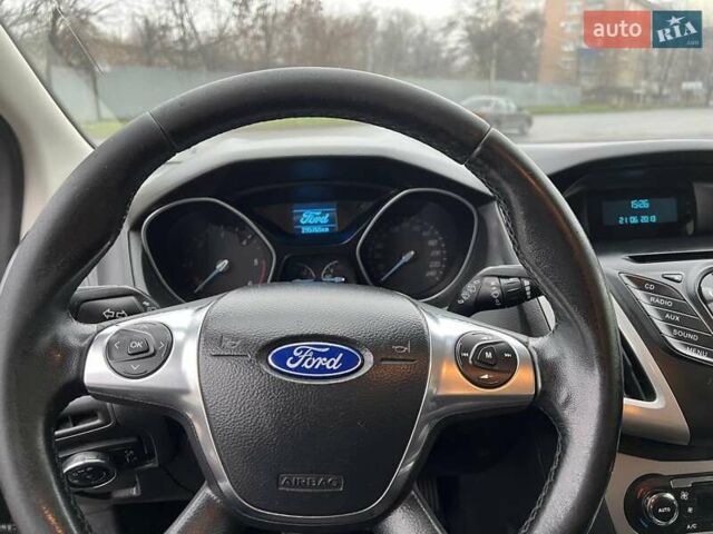 Серый Форд Фокус, объемом двигателя 1.6 л и пробегом 295 тыс. км за 7500 $, фото 8 на Automoto.ua