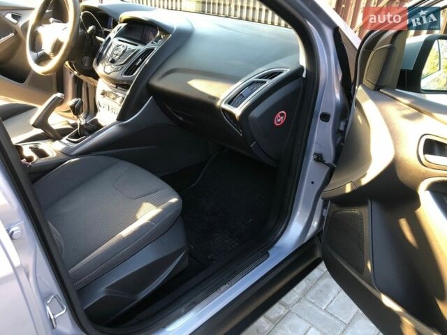 Серый Форд Фокус, объемом двигателя 1.6 л и пробегом 283 тыс. км за 8650 $, фото 8 на Automoto.ua