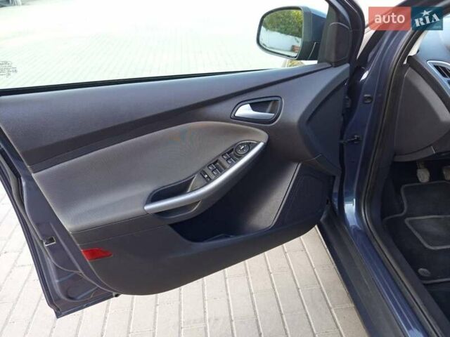 Серый Форд Фокус, объемом двигателя 1.56 л и пробегом 240 тыс. км за 7500 $, фото 29 на Automoto.ua