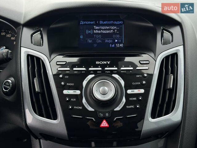 Сірий Форд Фокус, об'ємом двигуна 1.6 л та пробігом 246 тис. км за 8800 $, фото 65 на Automoto.ua