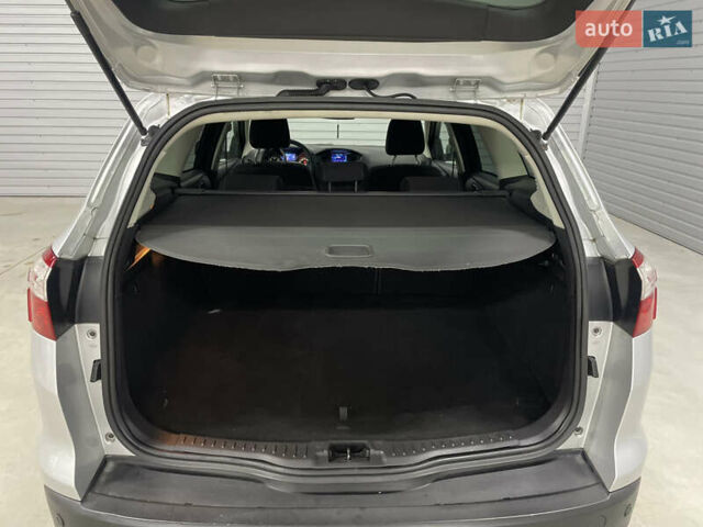 Серый Форд Фокус, объемом двигателя 1.6 л и пробегом 232 тыс. км за 7850 $, фото 27 на Automoto.ua