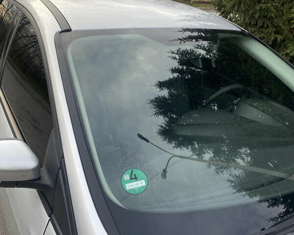 Серый Форд Фокус, объемом двигателя 1.6 л и пробегом 243 тыс. км за 7300 $, фото 20 на Automoto.ua