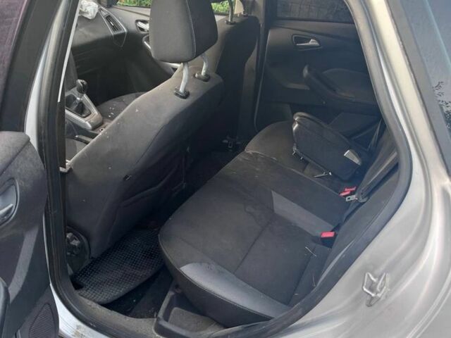 Сірий Форд Фокус, об'ємом двигуна 0 л та пробігом 280 тис. км за 1006 $, фото 4 на Automoto.ua