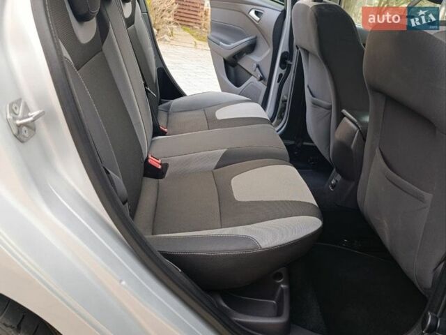 Сірий Форд Фокус, об'ємом двигуна 1.6 л та пробігом 220 тис. км за 6500 $, фото 31 на Automoto.ua