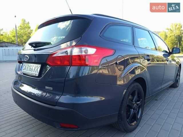Серый Форд Фокус, объемом двигателя 1.56 л и пробегом 240 тыс. км за 7500 $, фото 12 на Automoto.ua