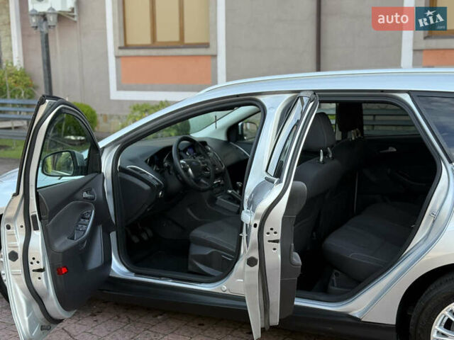 Форд Фокус 2012 в Стрые на Automoto.ua Серый Форд Фокус, объемом двигателя 1.6 л и пробегом 225 тыс. км за 8250 $, фото 2 на Automoto.ua
