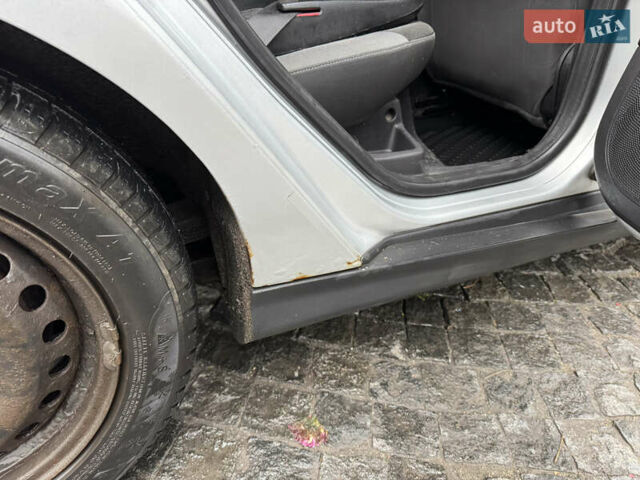 Сірий Форд Фокус, об'ємом двигуна 1.6 л та пробігом 230 тис. км за 5900 $, фото 8 на Automoto.ua