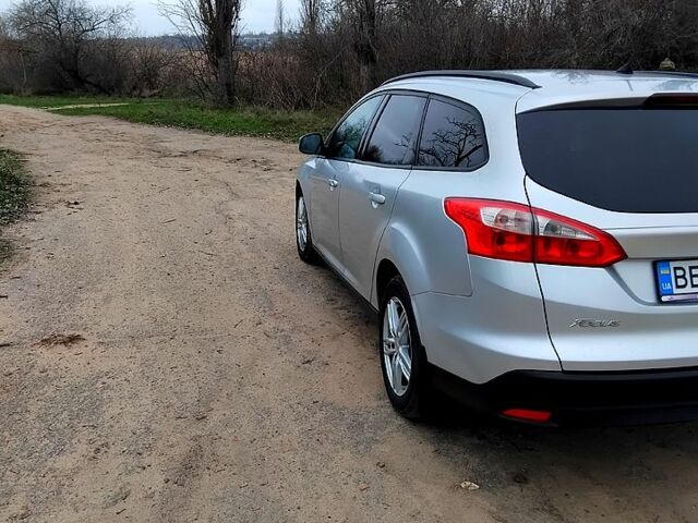 Серый Форд Фокус, объемом двигателя 1.6 л и пробегом 273 тыс. км за 7300 $, фото 6 на Automoto.ua