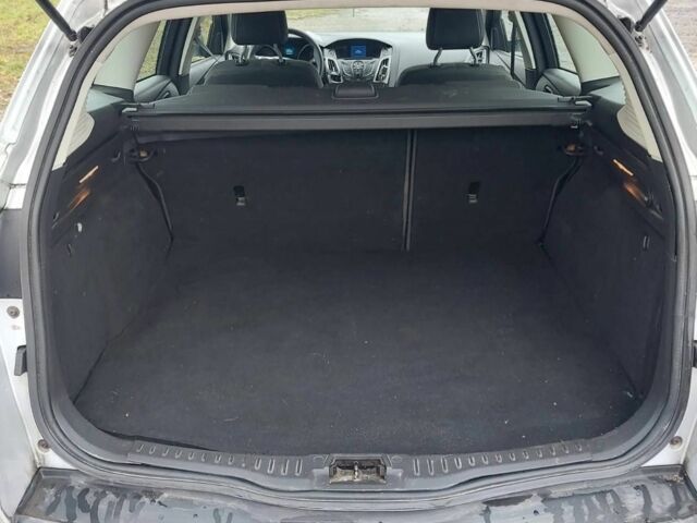 Сірий Форд Фокус, об'ємом двигуна 2 л та пробігом 265 тис. км за 7100 $, фото 15 на Automoto.ua