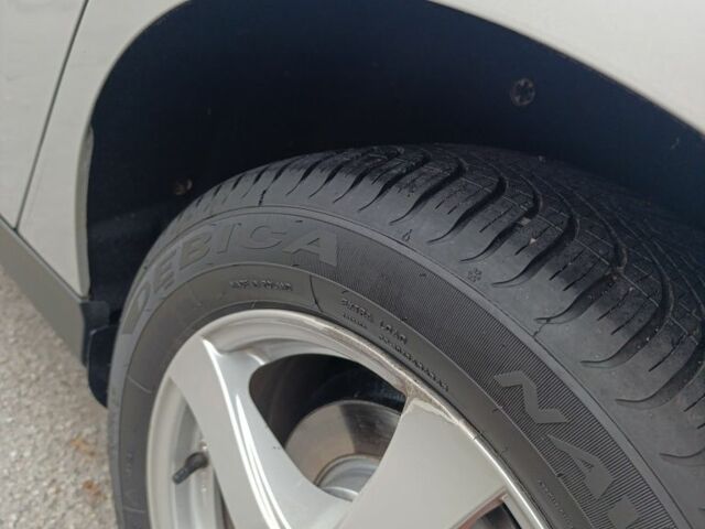 Сірий Форд Фокус, об'ємом двигуна 1.6 л та пробігом 256 тис. км за 6799 $, фото 13 на Automoto.ua