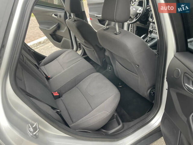 Сірий Форд Фокус, об'ємом двигуна 1.6 л та пробігом 204 тис. км за 8200 $, фото 18 на Automoto.ua