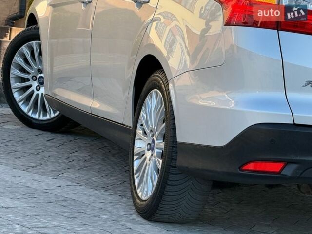 Серый Форд Фокус, объемом двигателя 0 л и пробегом 201 тыс. км за 7650 $, фото 48 на Automoto.ua