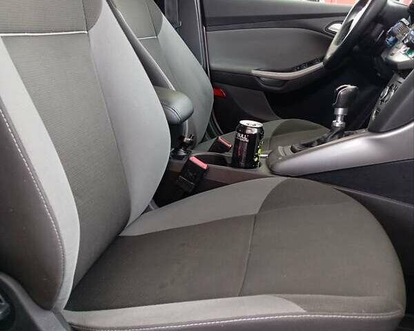 Форд Фокус 2012 в Луцке на Automoto.ua Серый Форд Фокус, объемом двигателя 1.6 л и пробегом 205 тыс. км за 8950 $, фото 29 на Automoto.ua