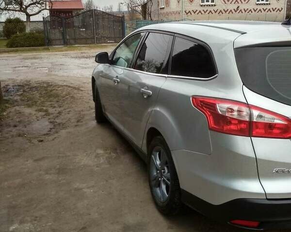 Сірий Форд Фокус, об'ємом двигуна 1.6 л та пробігом 226 тис. км за 8200 $, фото 5 на Automoto.ua
