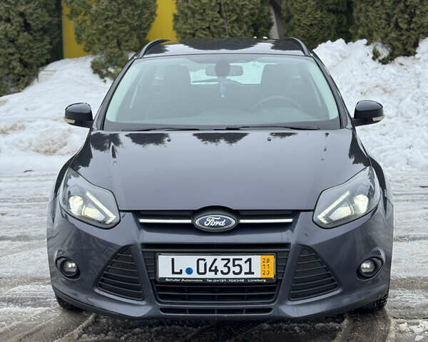 Серый Форд Фокус, объемом двигателя 1.6 л и пробегом 237 тыс. км за 7999 $, фото 3 на Automoto.ua
