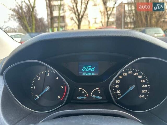 Серый Форд Фокус, объемом двигателя 1.6 л и пробегом 306 тыс. км за 7100 $, фото 9 на Automoto.ua