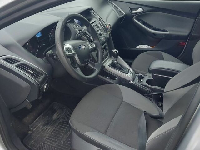 Сірий Форд Фокус, об'ємом двигуна 2 л та пробігом 265 тис. км за 7100 $, фото 12 на Automoto.ua