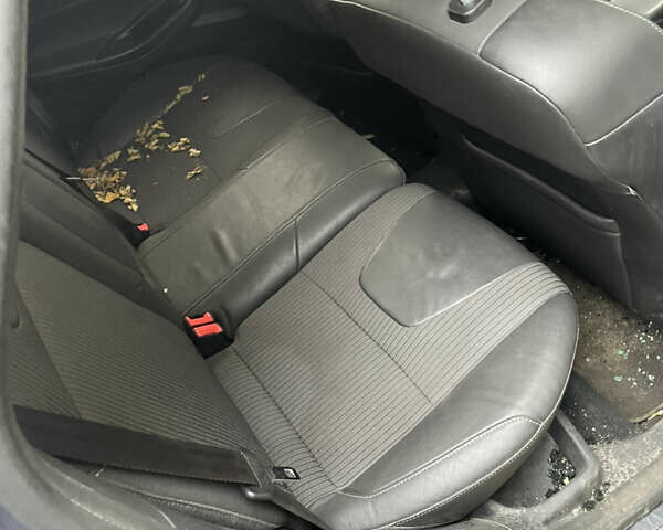 Сірий Форд Фокус, об'ємом двигуна 1.6 л та пробігом 190 тис. км за 3500 $, фото 5 на Automoto.ua