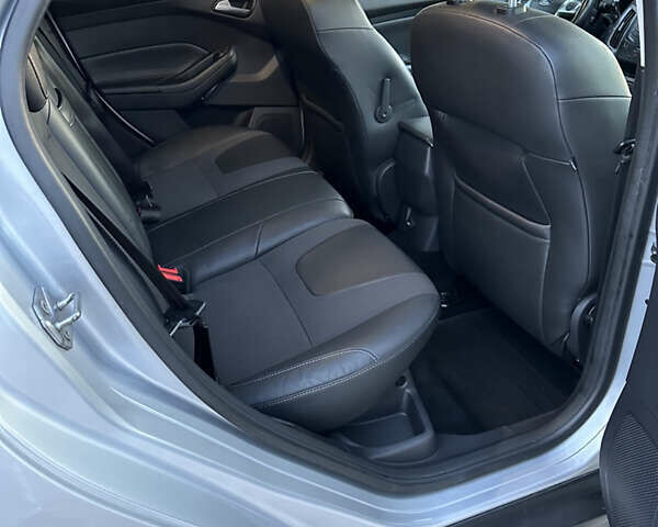 Сірий Форд Фокус, об'ємом двигуна 1.6 л та пробігом 158 тис. км за 7200 $, фото 18 на Automoto.ua