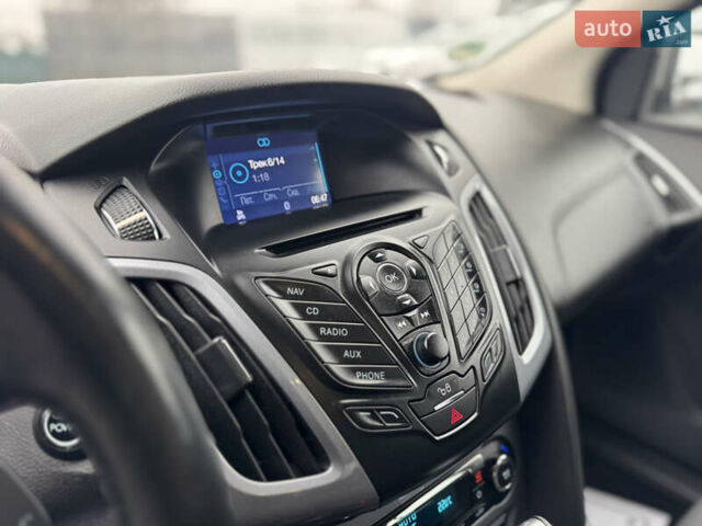 Серый Форд Фокус, объемом двигателя 2 л и пробегом 180 тыс. км за 8950 $, фото 26 на Automoto.ua