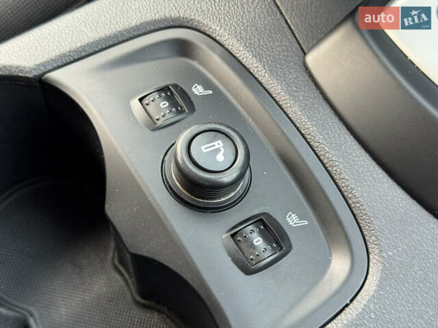 Серый Форд Фокус, объемом двигателя 1.6 л и пробегом 190 тыс. км за 8700 $, фото 39 на Automoto.ua