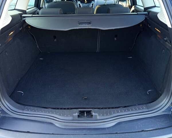 Серый Форд Фокус, объемом двигателя 1.56 л и пробегом 240 тыс. км за 7500 $, фото 40 на Automoto.ua