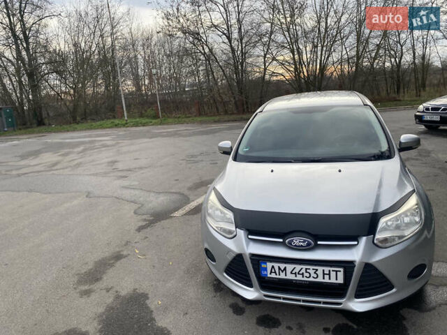 Серый Форд Фокус, объемом двигателя 1.6 л и пробегом 243 тыс. км за 7300 $, фото 2 на Automoto.ua