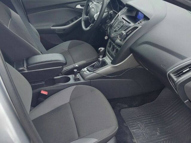 Сірий Форд Фокус, об'ємом двигуна 2 л та пробігом 265 тис. км за 7100 $, фото 4 на Automoto.ua